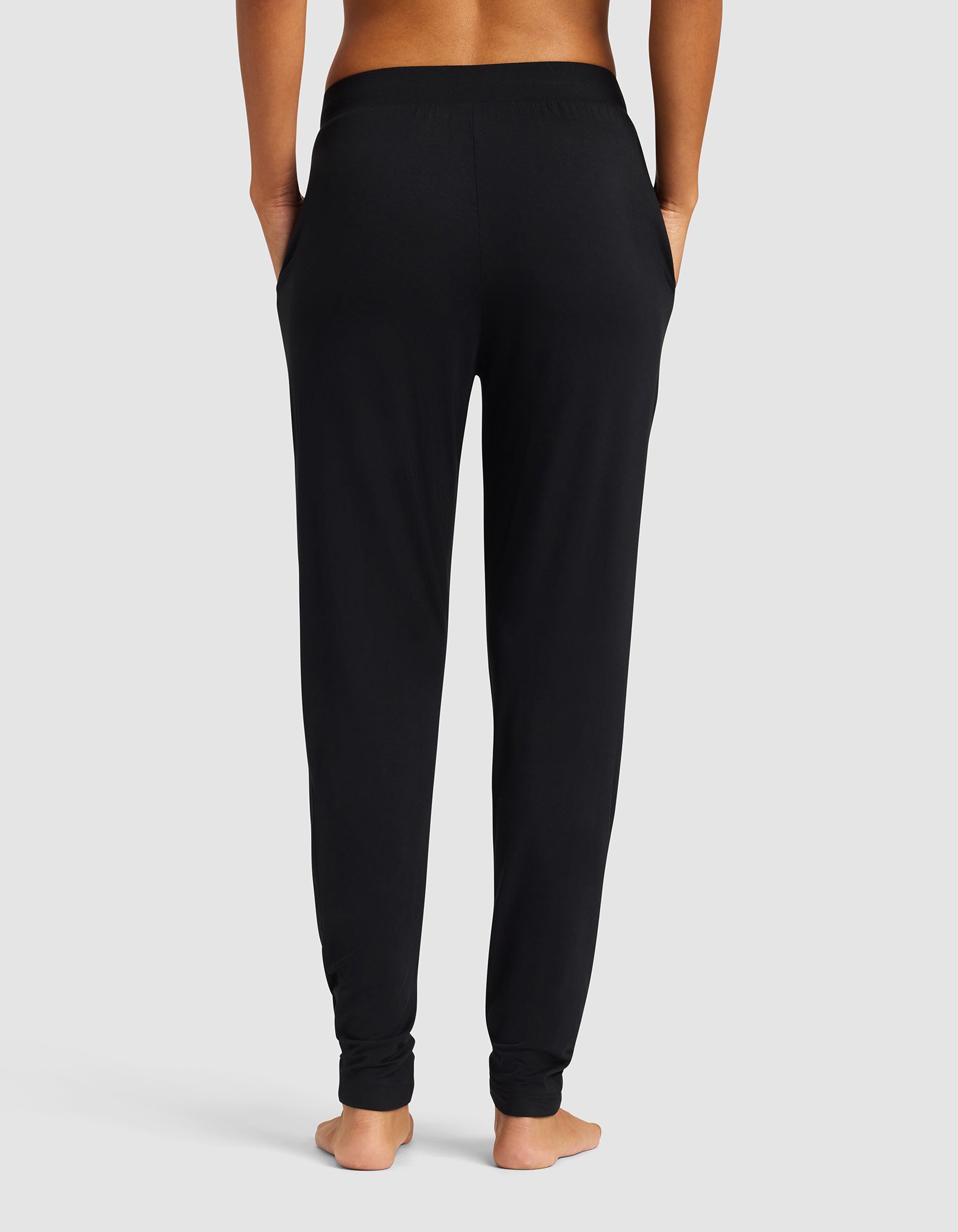Women's Bamboo Stretch-Knit Tapered Pant - Image 6